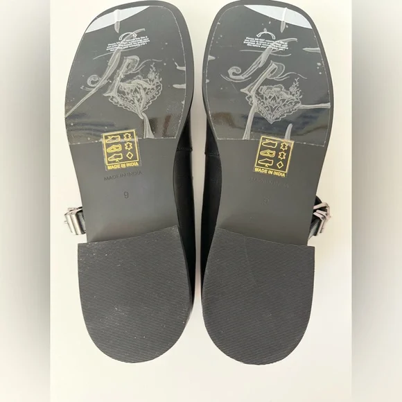 NWT Free People Mary Janes in Black Leather, Size 9 - Picture 7 of 10